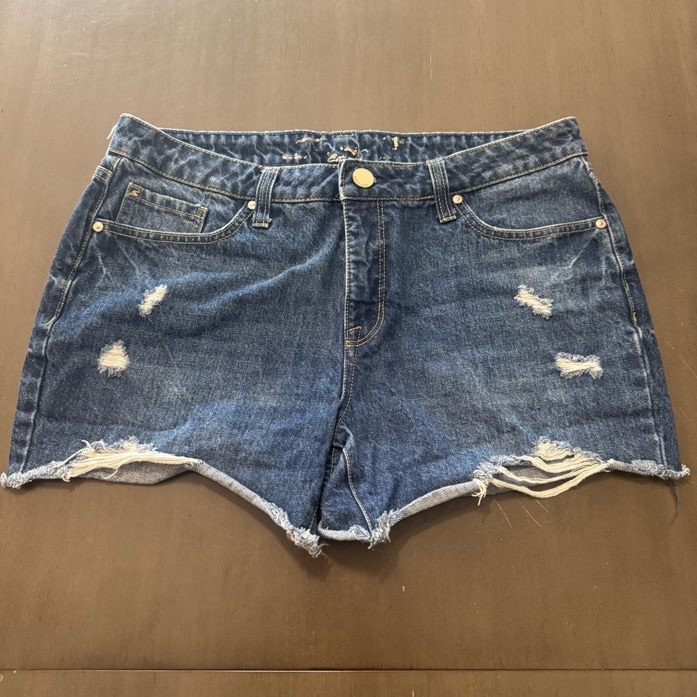 Seven7 Blue Jean Shorts Distressed Casual Womens 10 Waist 35 Mid Rise
